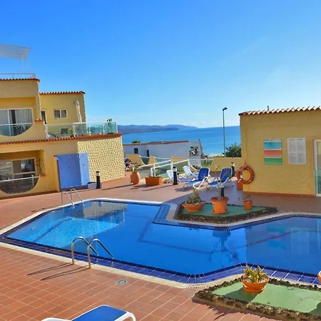 Apartment Lilly - - Pool - Meerblick