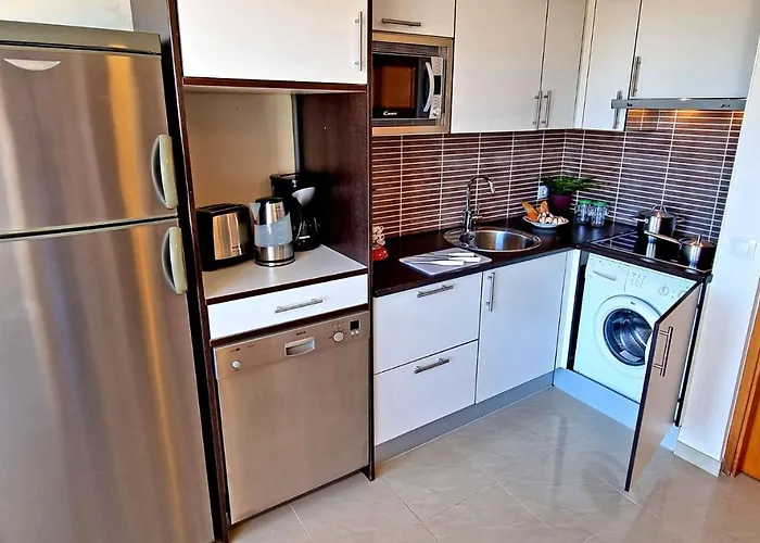 Lilly - - Pool - Meerblick *